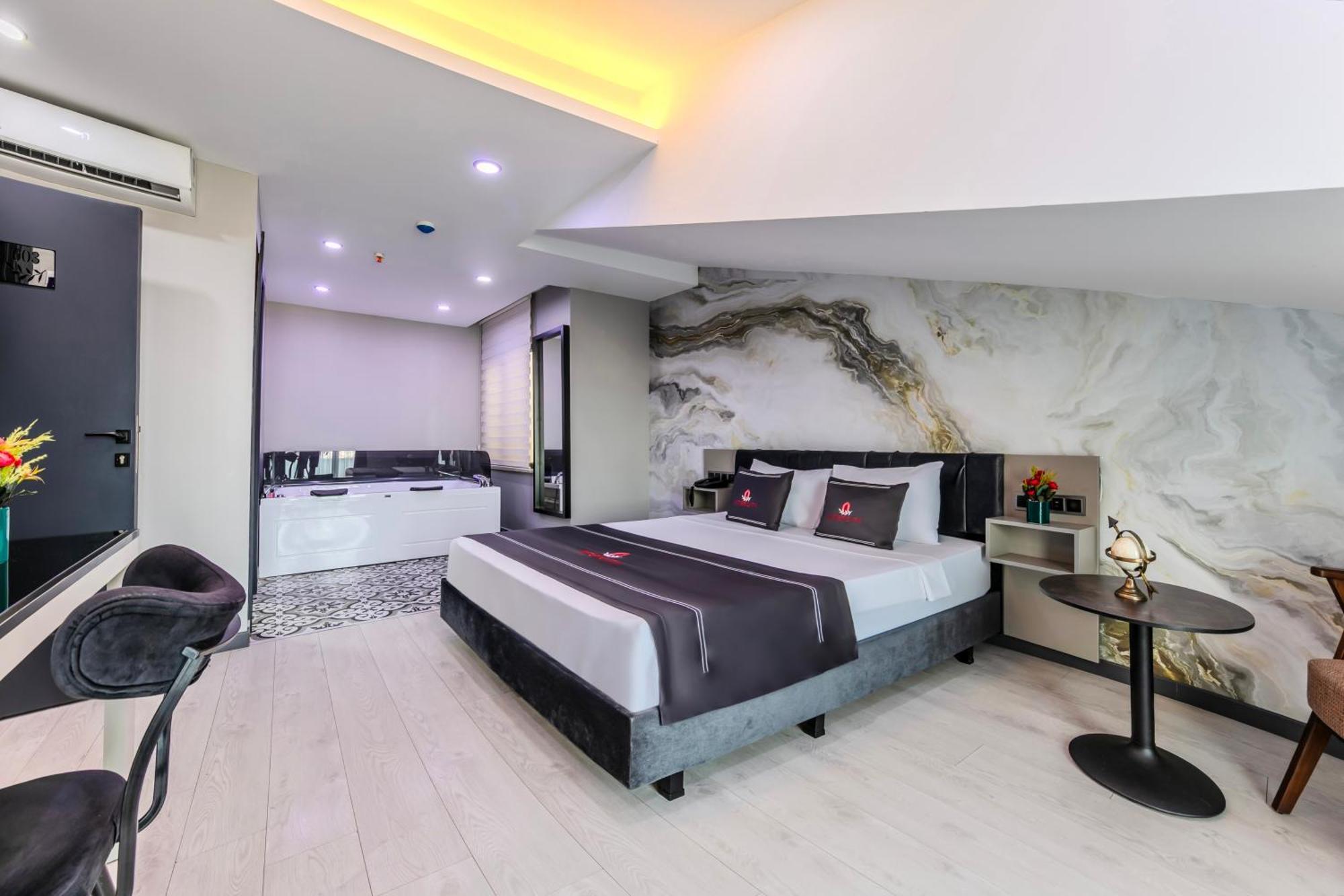 Intercity Hotel Istanbul Airport Arnavutkoy ภายนอก รูปภาพ