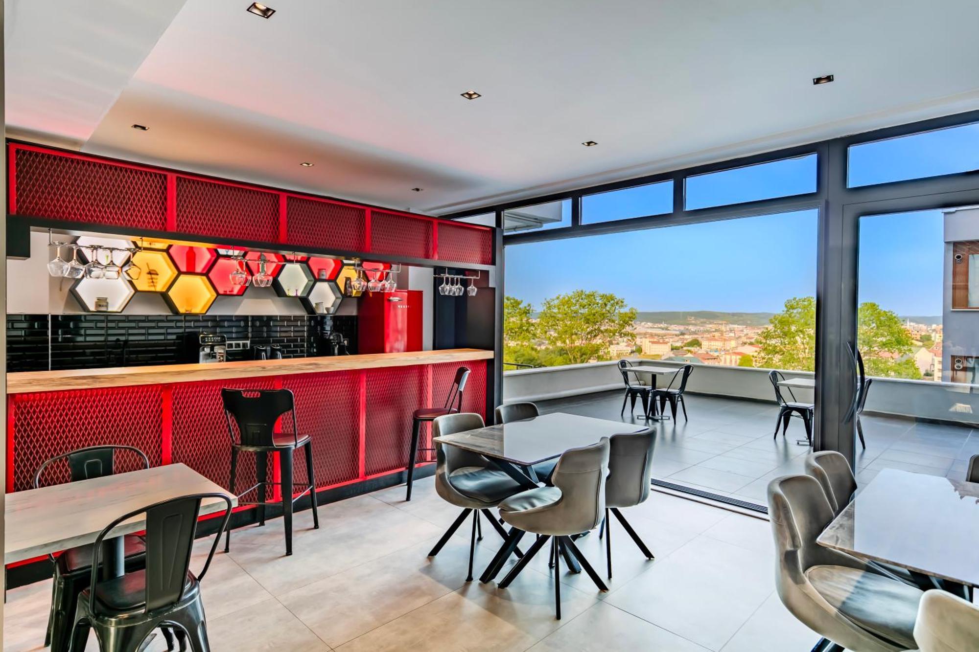 Intercity Hotel Istanbul Airport Arnavutkoy ภายนอก รูปภาพ