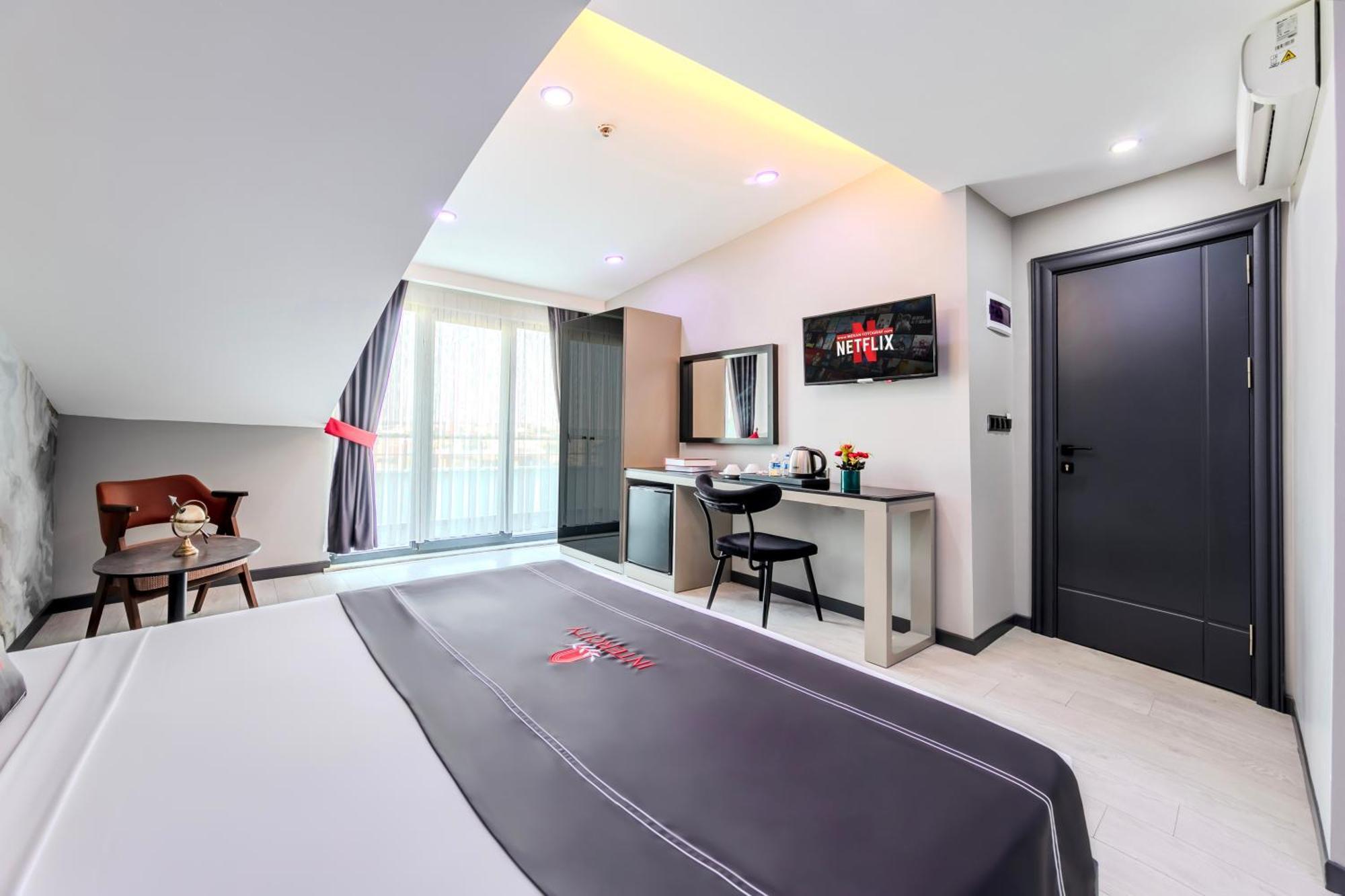 Intercity Hotel Istanbul Airport Arnavutkoy ภายนอก รูปภาพ