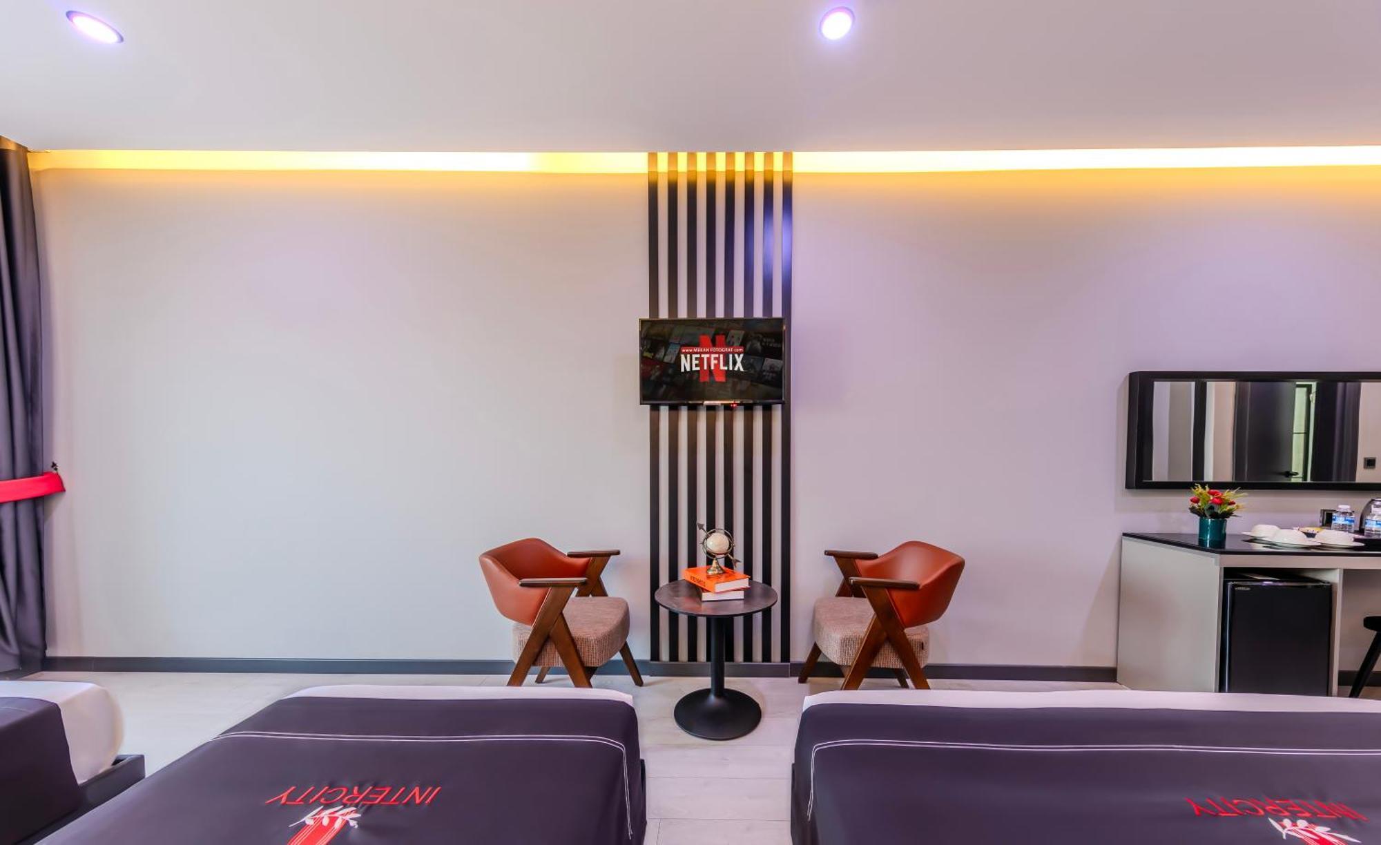 Intercity Hotel Istanbul Airport Arnavutkoy ภายนอก รูปภาพ