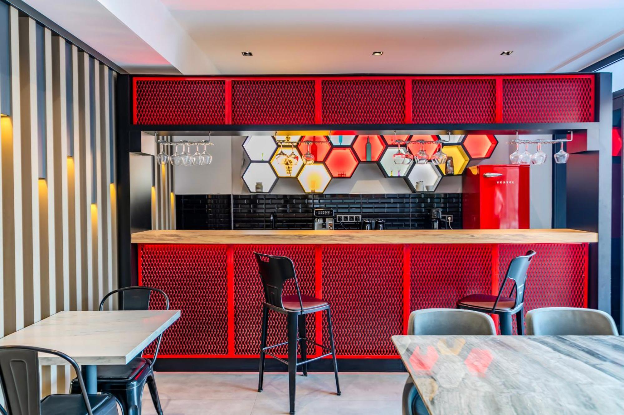 Intercity Hotel Istanbul Airport Arnavutkoy ภายนอก รูปภาพ