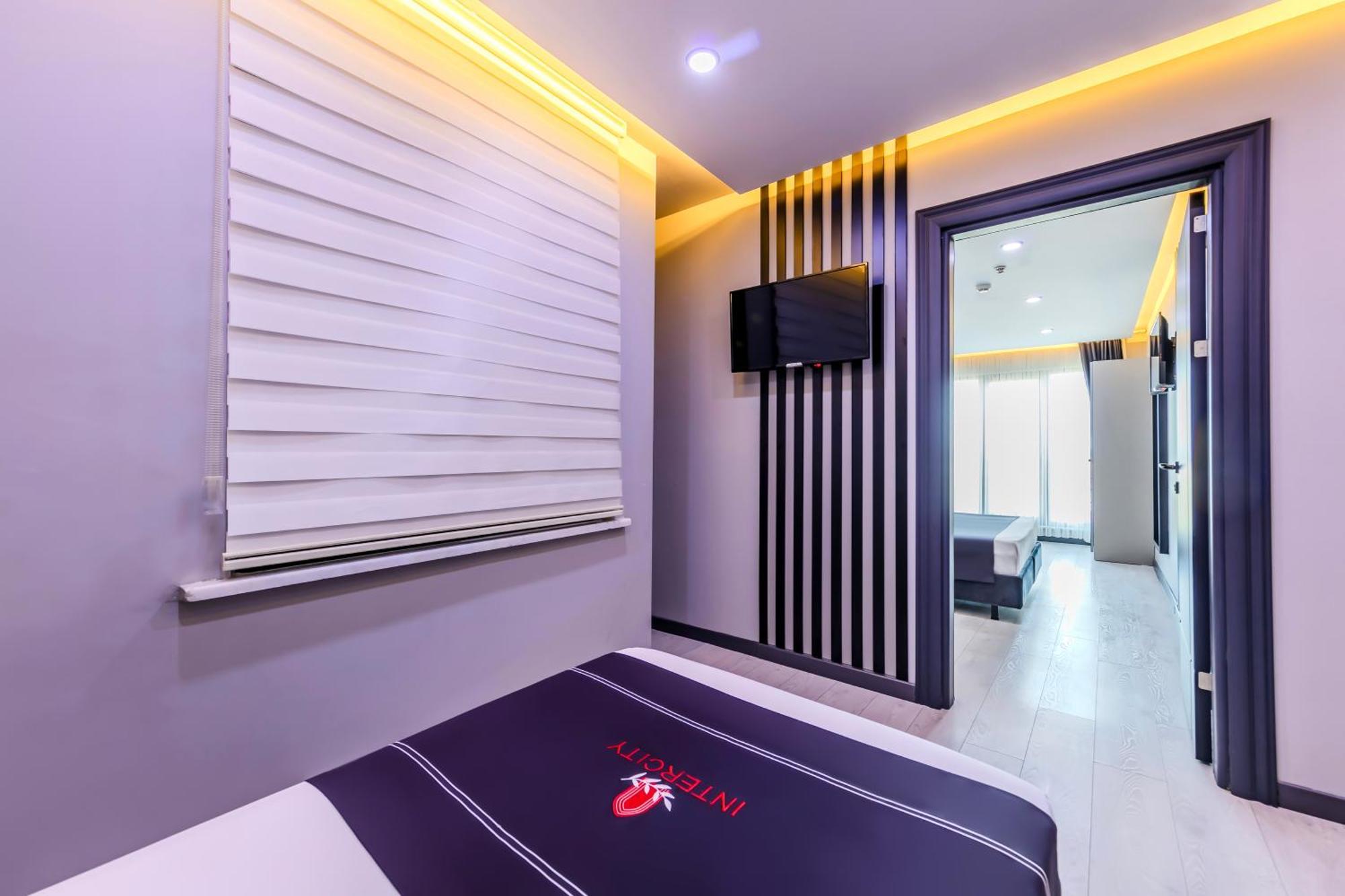 Intercity Hotel Istanbul Airport Arnavutkoy ภายนอก รูปภาพ