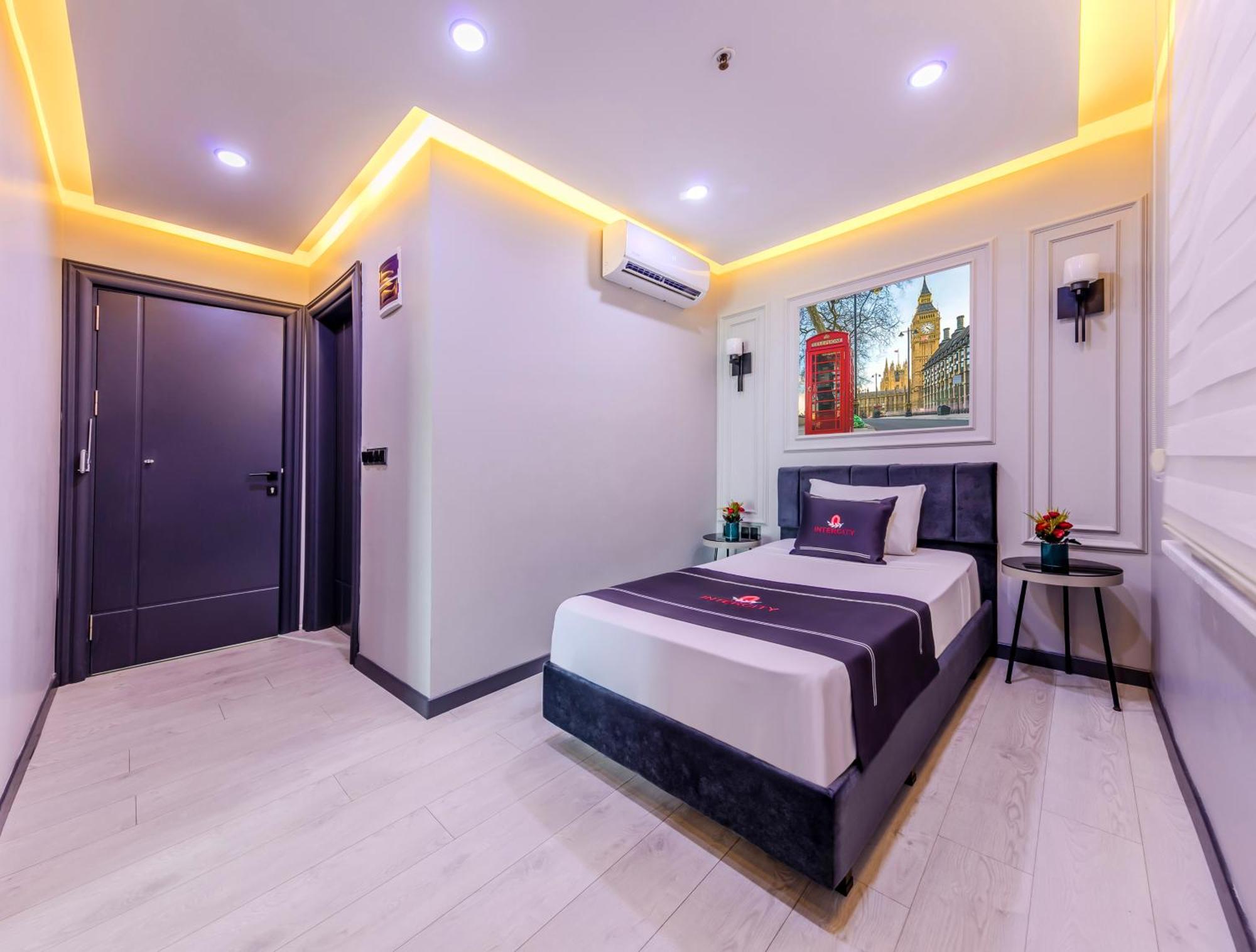 Intercity Hotel Istanbul Airport Arnavutkoy ภายนอก รูปภาพ